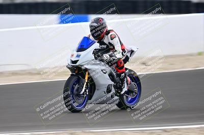media/Apr-18-2025-TrackDaz (Fri) [[45f5874c44]]/A Group/Session 3 (Turn 6 - Outside)/